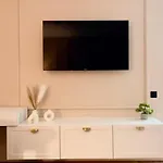Dorobanti Unique Designed