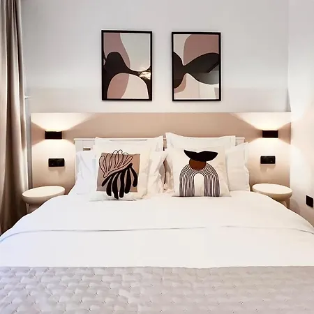 Dorobanti Unique Designed Bükreş