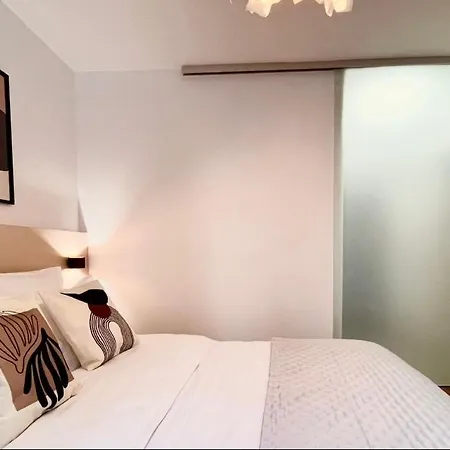 Apartment Dorobanti Unique Designed Bucharest